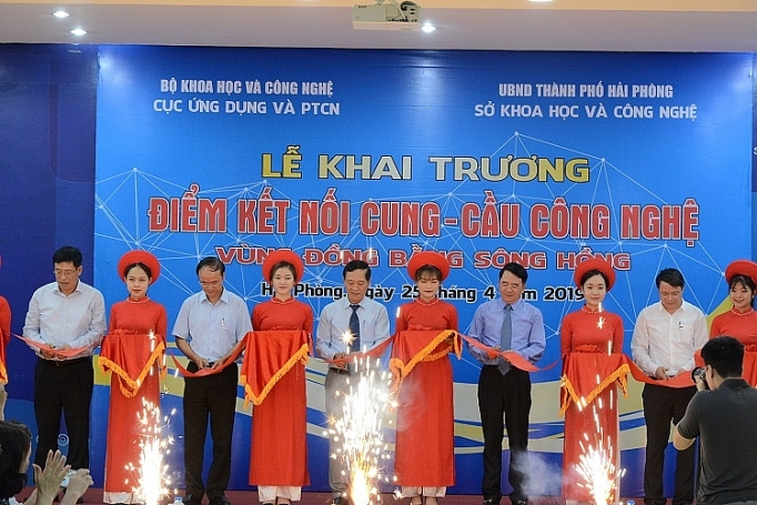 vung dong bang song hong tang hieu qua ket noi cung cau cong nghe