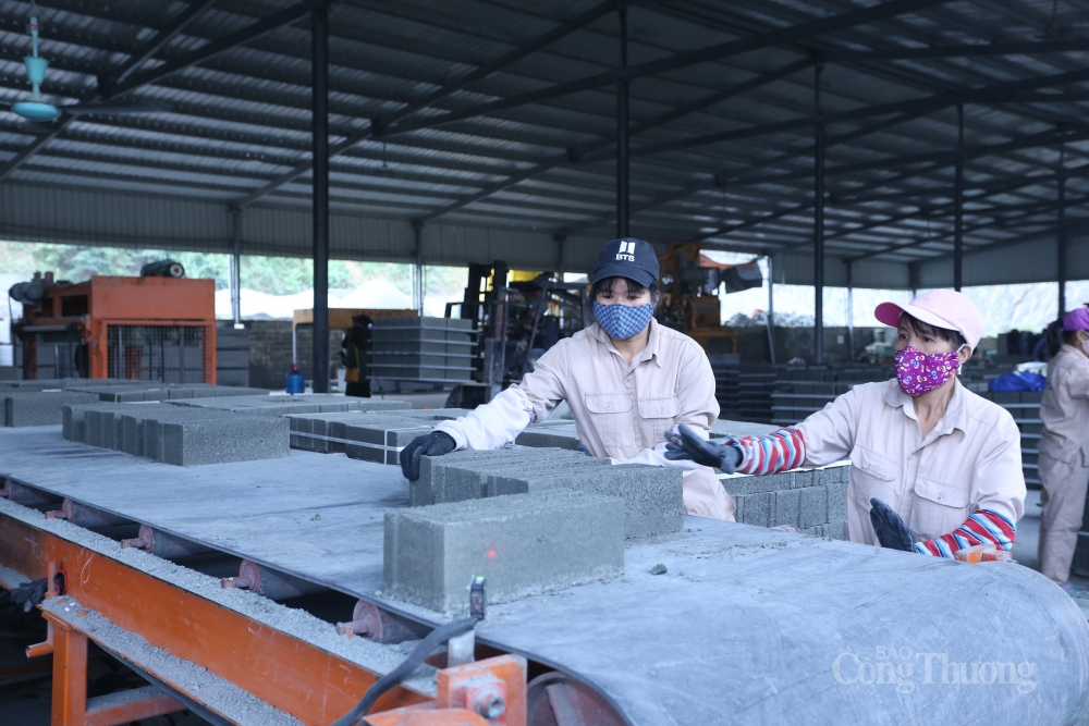 Chất thải nhà máy công nghiệp: Nguồn nguyên liệu dồi dào cho sản xuất gạch không nung