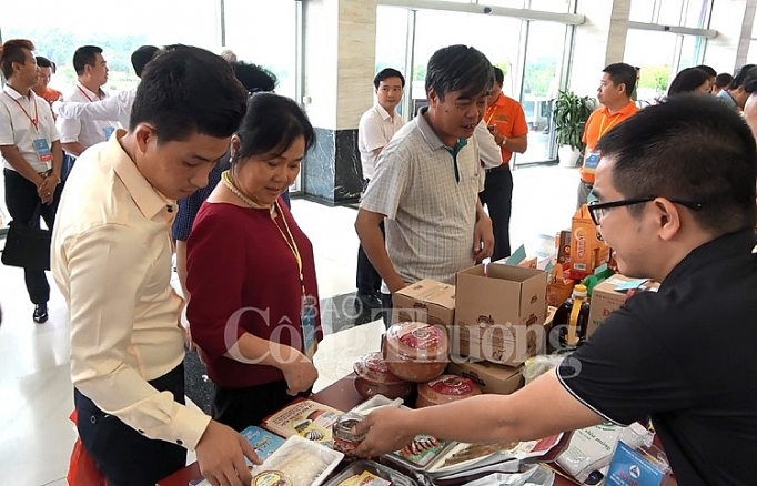 Việt Nam - Trung Quốc: Sôi động kết nối xuất nhập khẩu nông, thủy sản viet nam trung quoc soi dong ket noi xuat nhap khau nong thuy san