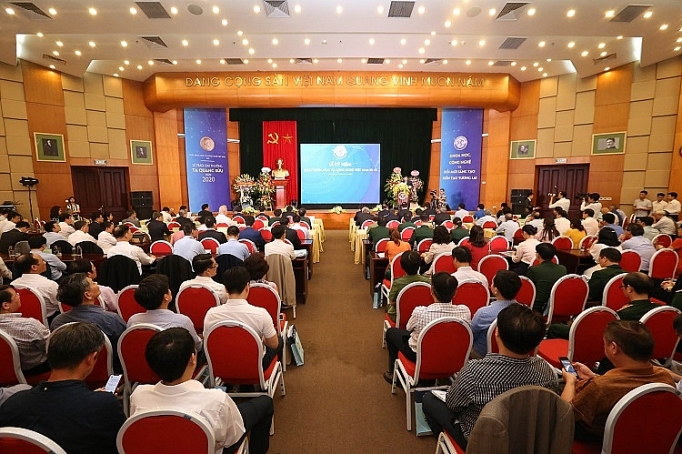 Vai trò của khoa học và công nghệ ngày càng được khẳng định vai tro cua khoa hoc va cong nghe ngay cang duoc khang dinh