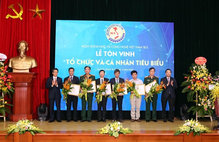 Khoa học Việt Nam đã từng bước đủ năng lực giải quyết các bài toán lớn của đất nước khoa hoc viet nam da tung buoc du nang luc giai quyet cac bai toan lon cua dat nuoc