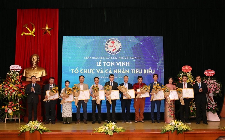 Khoa học Việt Nam đã từng bước đủ năng lực giải quyết các bài toán lớn của đất nước khoa hoc viet nam da tung buoc du nang luc giai quyet cac bai toan lon cua dat nuoc