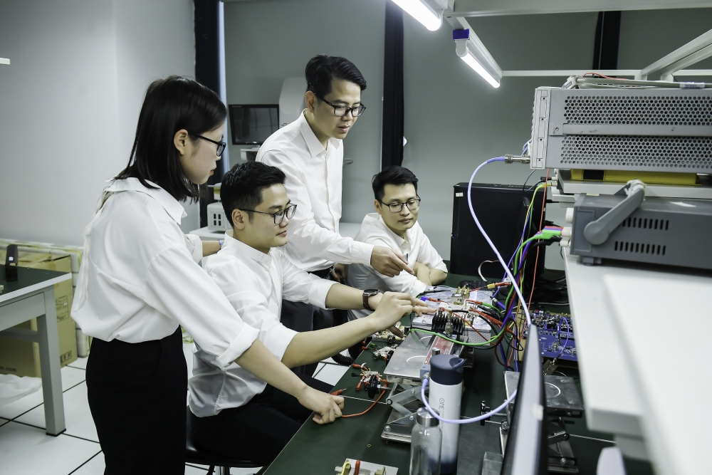 Việc tổ chức Ngày KH&CN Việt Nam nhằm biểu dương và tôn vinh những nhà khoa học, đội ngũ cán bộ KH&CN Việc tổ chức Ngày KH&CN Việt Nam nhằm biểu dương và tôn vinh những nhà khoa học, đội ngũ cán bộ KH&CN