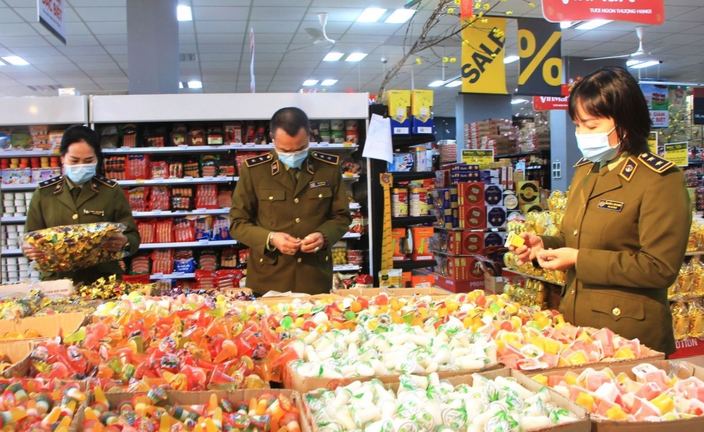 Lai Châu: Ngăn chặn thực phẩm không rõ nguồn gốc Lai Châu: Ngăn chặn thực phẩm không rõ nguồn gốc