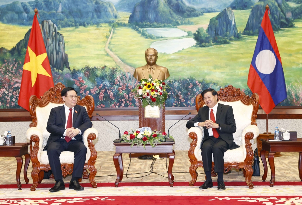 Chủ tịch Quốc hội Vương Đình Huệ chào xã giao Tổng Bí thư, Chủ tịch nước Lào Chủ tịch Quốc hội Vương Đình Huệ chào xã giao Tổng Bí thư, Chủ tịch nước Lào