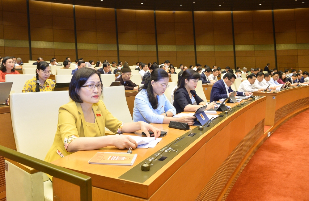 Đại biểu Quốc hội: Phát triển năng lượng chúng ta chia sẻ với Bộ Công Thương! Đại biểu Quốc hội: Phát triển năng lượng chúng ta chia sẻ với Bộ Công Thương!