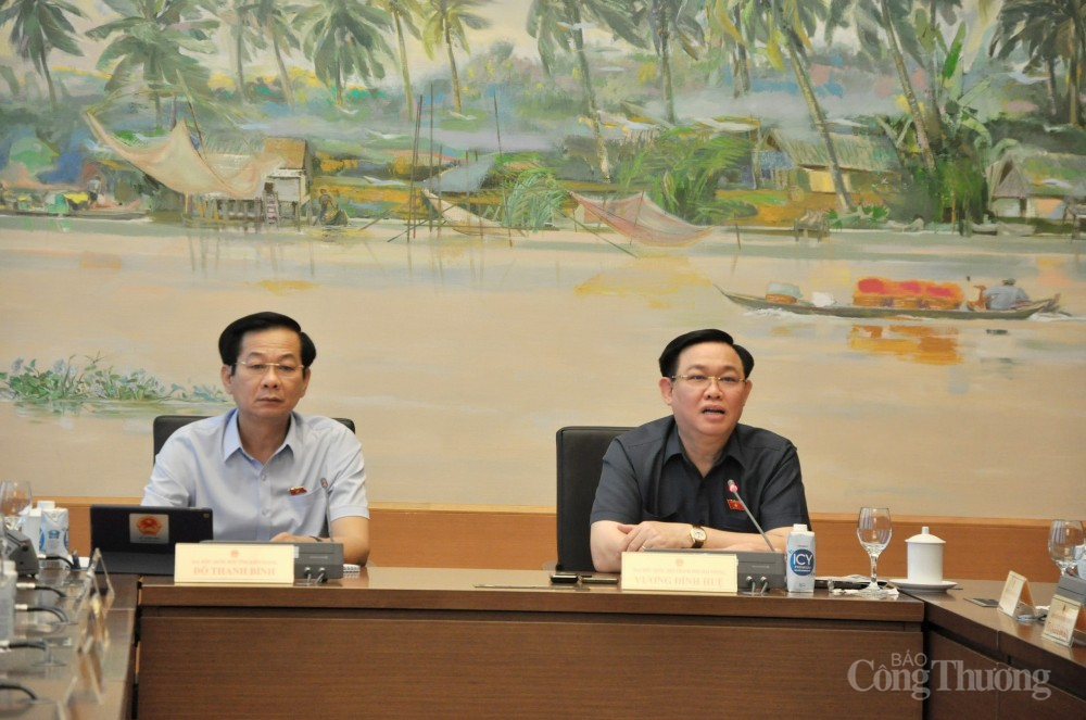 Chủ tịch Quốc hội: Phải xây dựng cho được ngành thanh tra trong sạch, vững mạnh