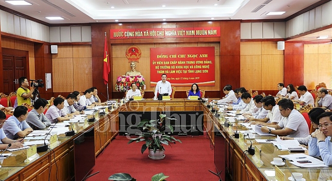 lang son dua khoa hoc va cong nghe phat trien san pham chu luc