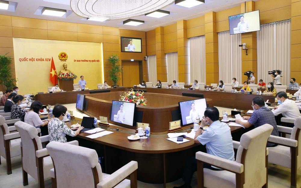 Chủ tịch Quốc hội Vương Đình Huệ đã chủ trì buổi làm việc với Thường trực Uỷ ban các vấn đề xã hội, một số cơ quan của Quốc hội