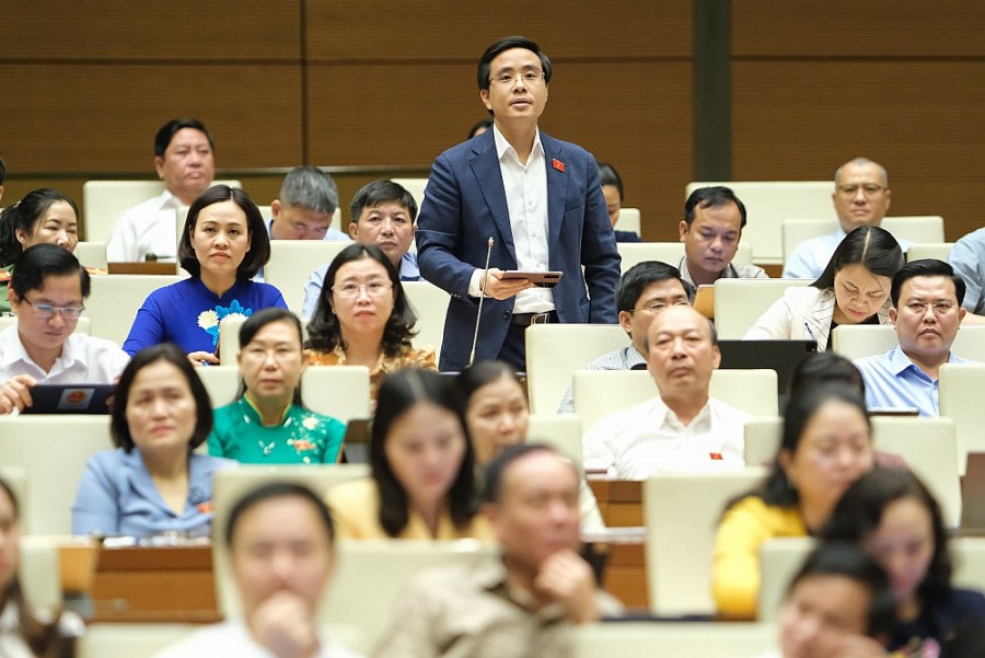 Phiên chất vấn sáng 8/6: Tiếp tục giải đáp nhiều vấn đề “nóng” của nông nghiệp, tài chính