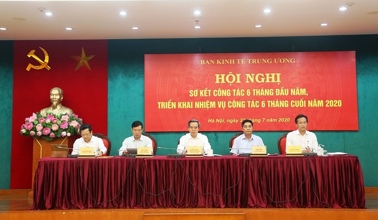 undefined 3650 ban kinh te trung uong