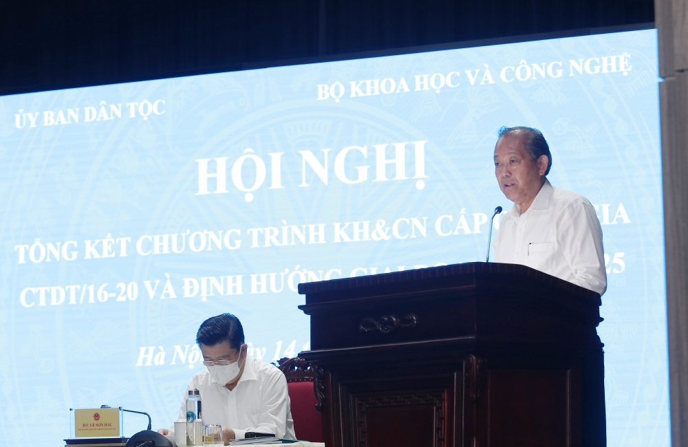 Phó Thủ tướng Thường trực Chính phủ Trương Hòa Bình phát biểu chỉ đạo tại Hội nghị