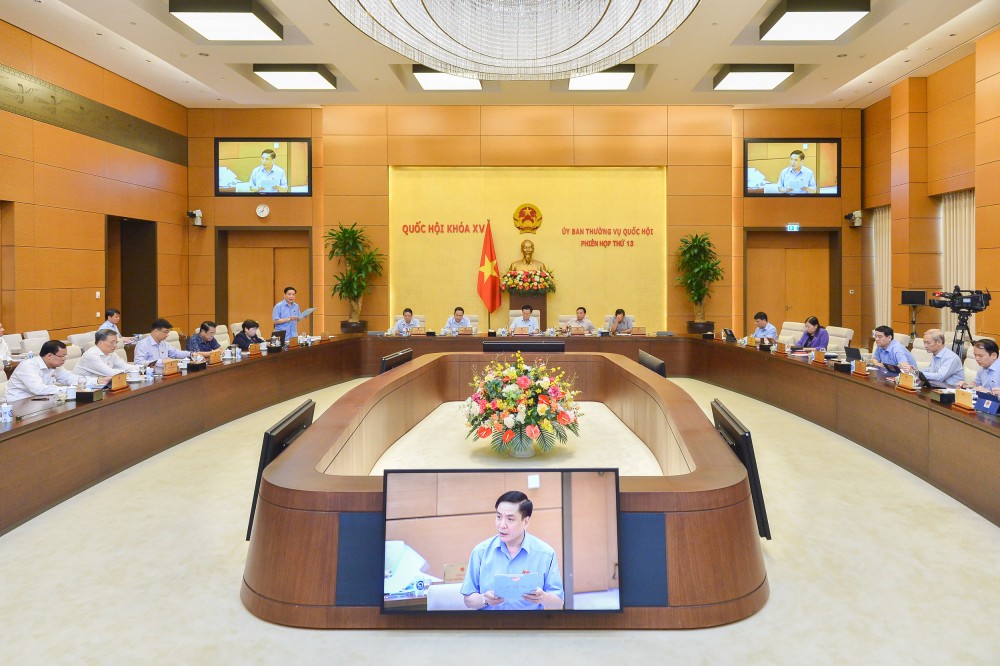 Ủy ban Thường vụ Quốc hội cho ý kiến về việc chuẩn bị Kỳ họp thứ tư