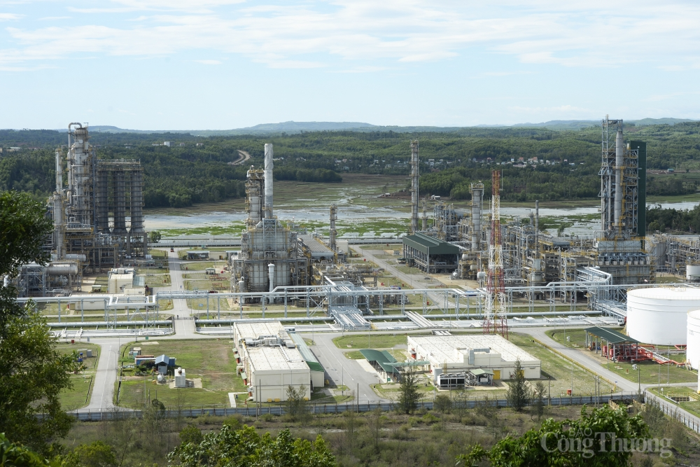Giải “bài toán” xử lý nguyên liệu cho Nhà máy Lọc dầu Dung Quất Giải “bài toán” xử lý nguyên liệu cho Nhà máy Lọc dầu Dung Quất