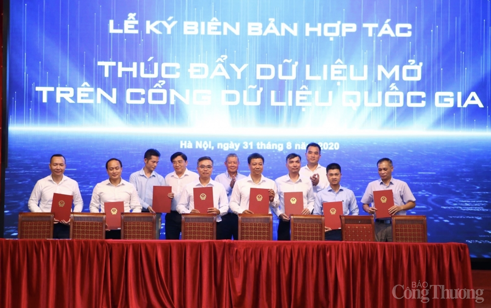 Cổng dữ liệu quốc gia: Nền tảng phát triển Chính phủ điện tử