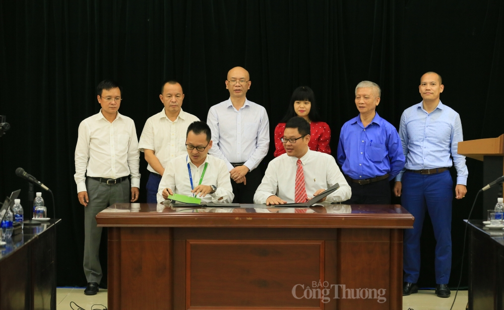 Ngành đường sắt, hàng không: Chuyển hướng mạnh khai thác vận tải hàng hóa Ngành đường sắt, hàng không: Chuyển hướng mạnh khai thác vận tải hàng hóa