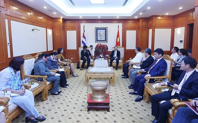 Việt Nam - Cuba: Đưa hợp tác khoa học và công nghệ đi vào chiều sâu viet nam cuba dua hop tac khoa hoc va cong nghe di vao chieu sau