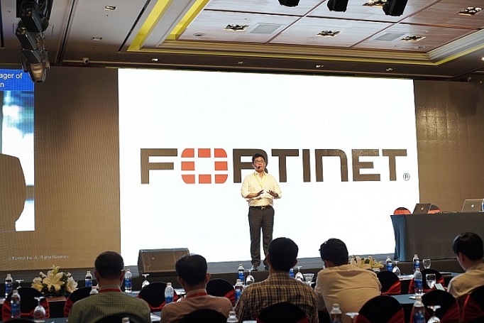 Tiềm ẩn rủi ro về an toàn thông tin ngày càng gia tăng tiem an rui ro ve an toan thong tin ngay cang gia tang