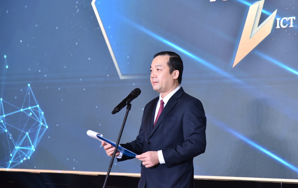 Doanh nghiệp công nghệ thông tin Việt Nam đã kiên cường vươn lên trong đại dịch Doanh nghiệp công nghệ thông tin Việt Nam đã kiên cường vươn lên trong đại dịch