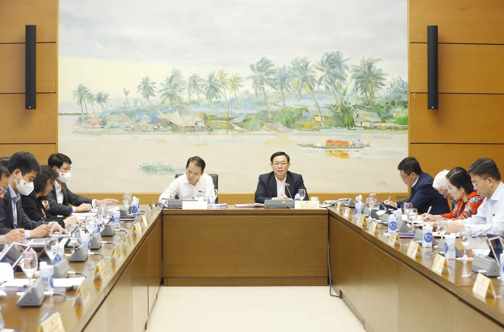 Tìm lời giải tốt nhất cho "bài toán" phòng, chống dịch và phục hồi, phát triển kinh tế - xã hội Tìm lời giải tốt nhất cho "bài toán" phòng, chống dịch và phục hồi, phát triển kinh tế - xã hội