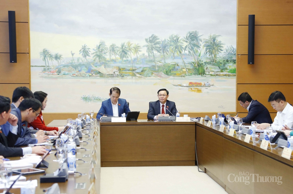 Tháo gỡ khó khăn, vướng mắc của thị trường bảo hiểm sẽ thúc đẩy phát triển thị trường vốn Tháo gỡ khó khăn, vướng mắc của thị trường bảo hiểm sẽ thúc đẩy phát triển thị trường vốn