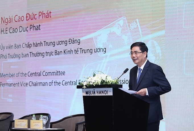 xay dung va hoan thien ha tang so la cuoc chay dua nuoc rut