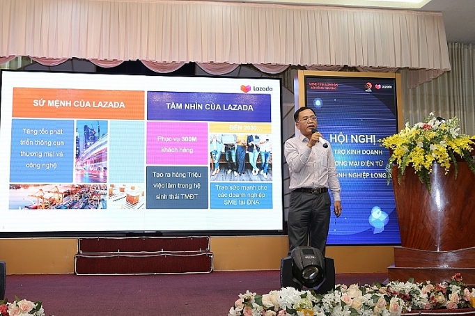 dua thuong mai dien tu den doanh nghiep khu cong nghiep