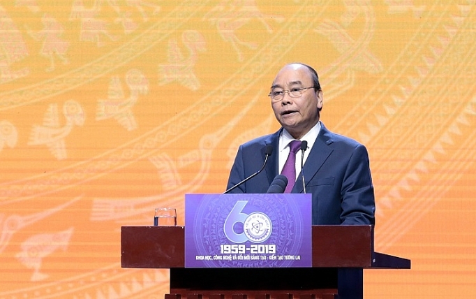 khoa hoc va cong nghe chia khoa de viet nam thoat bay thu nhap trung binh