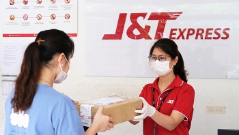 Dịch vụ giao nhận hàng hoá “chạy đua” trong mùa sales cuối năm