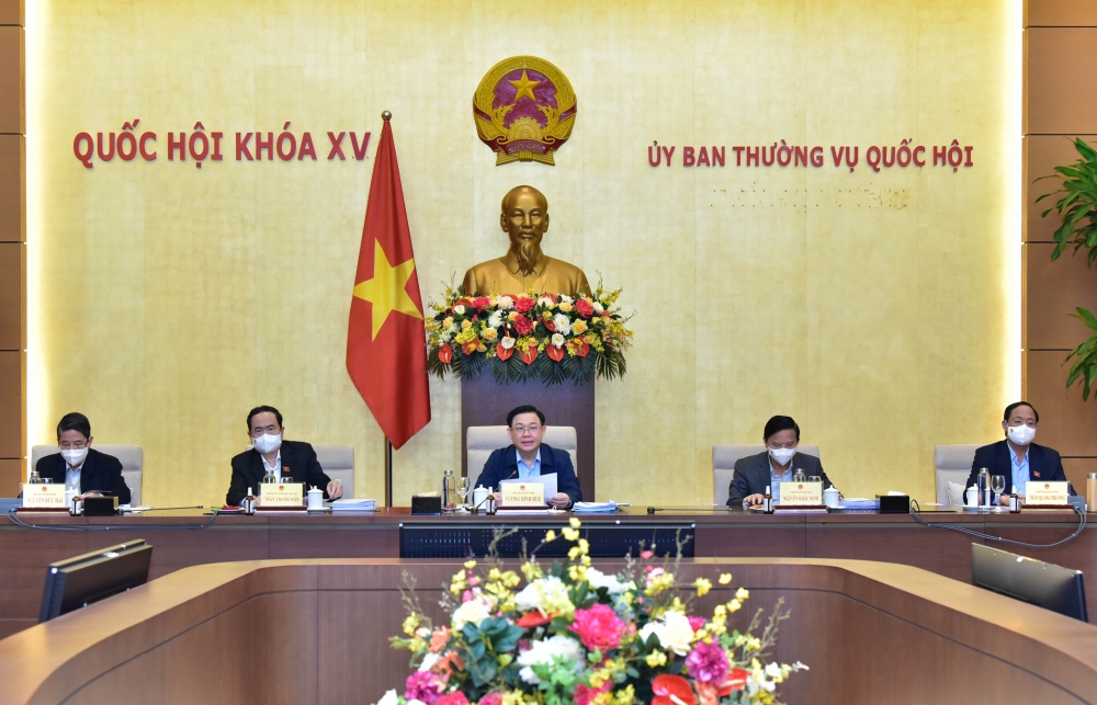 Chủ tịch Quốc hội Vương Đình Huệ phát biểu tại cuộc họp