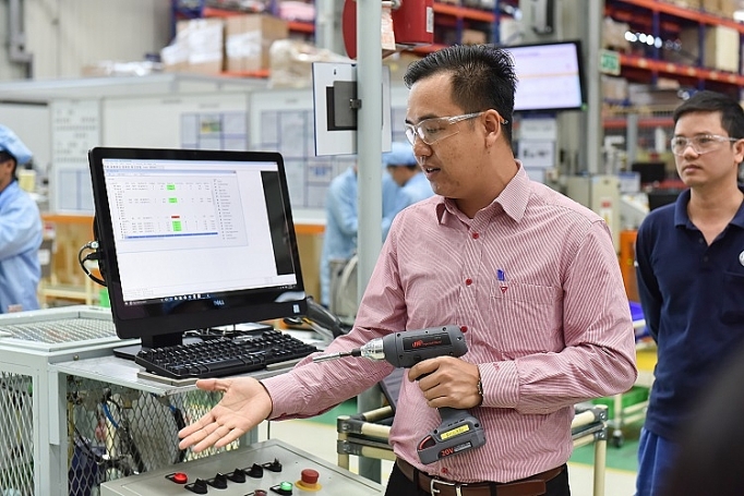 Bên trong nhà máy xuất khẩu hơn 1 tỷ USD hệ thống máy phát điện cho tuabin gió tại Hải Phòng ben trong nha may xuat khau hon 1 ty usd he thong may phat dien cho tuabin gio tai hai phong