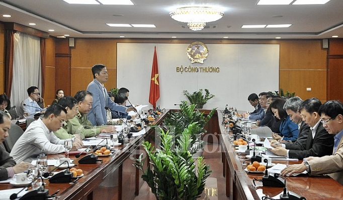 bo cong thuong va bo khoa hoc va cong nghe phoi hop dong bo quyet liet chong hang gia hang vi pham so huu tri tue