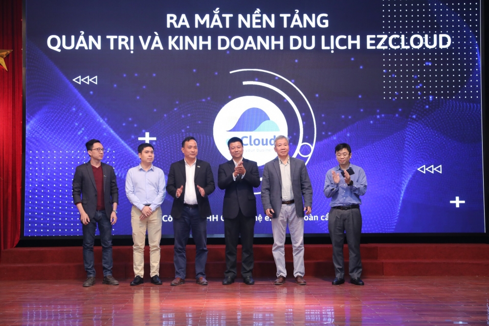 3207-ra-mat-nen-tang-quan-tri-va-kinh-doanh-du-lich