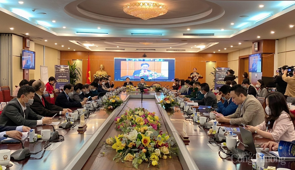 Đổi mới đào tạo báo chí, truyền thông trong kỷ nguyên số Đổi mới đào tạo báo chí, truyền thông trong kỷ nguyên số