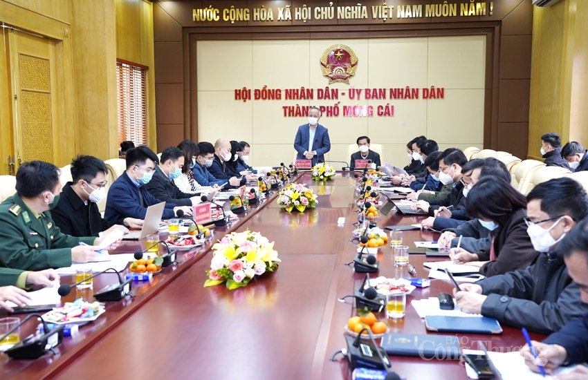 Bộ Công Thương vào cuộc cùng Quảng Ninh khắc phục tình trạng ùn ứ tại cửa khẩu Bộ Công Thương vào cuộc cùng Quảng Ninh khắc phục tình trạng ùn ứ tại cửa khẩu