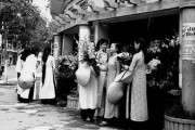 Mang mang tiếng rao đêm Hà Nội xưa