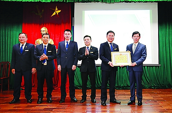 Công ty Điện lực Hà Nam: Hoàn thành xuất sắc nhiệm vụ sản xuất kinh doanh năm 2018 cong ty dien luc ha nam ve dich cac chi tieu nam 2018