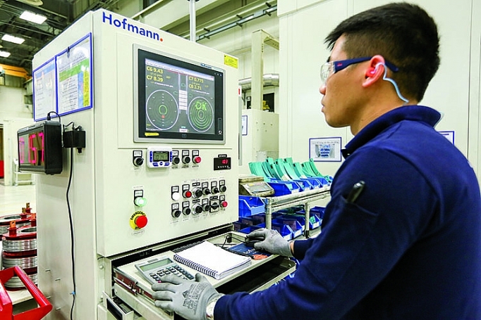 Thăm nhà máy thông minh tiêu chuẩn Mỹ tại Việt Nam tham nha may thong minh tieu chuan my tai viet nam