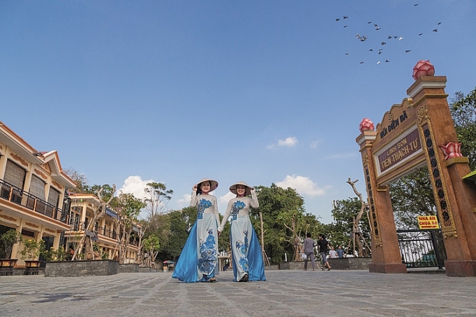 Hàng loạt thay đổi hấp dẫn du khách tại Hội Xuân Núi Bà Đen 2020 hang loat thay doi hap dan du khach tai hoi xuan nui ba den 2020