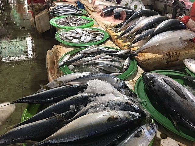 rau xanh ha nhiet ca trai cay van con an tet