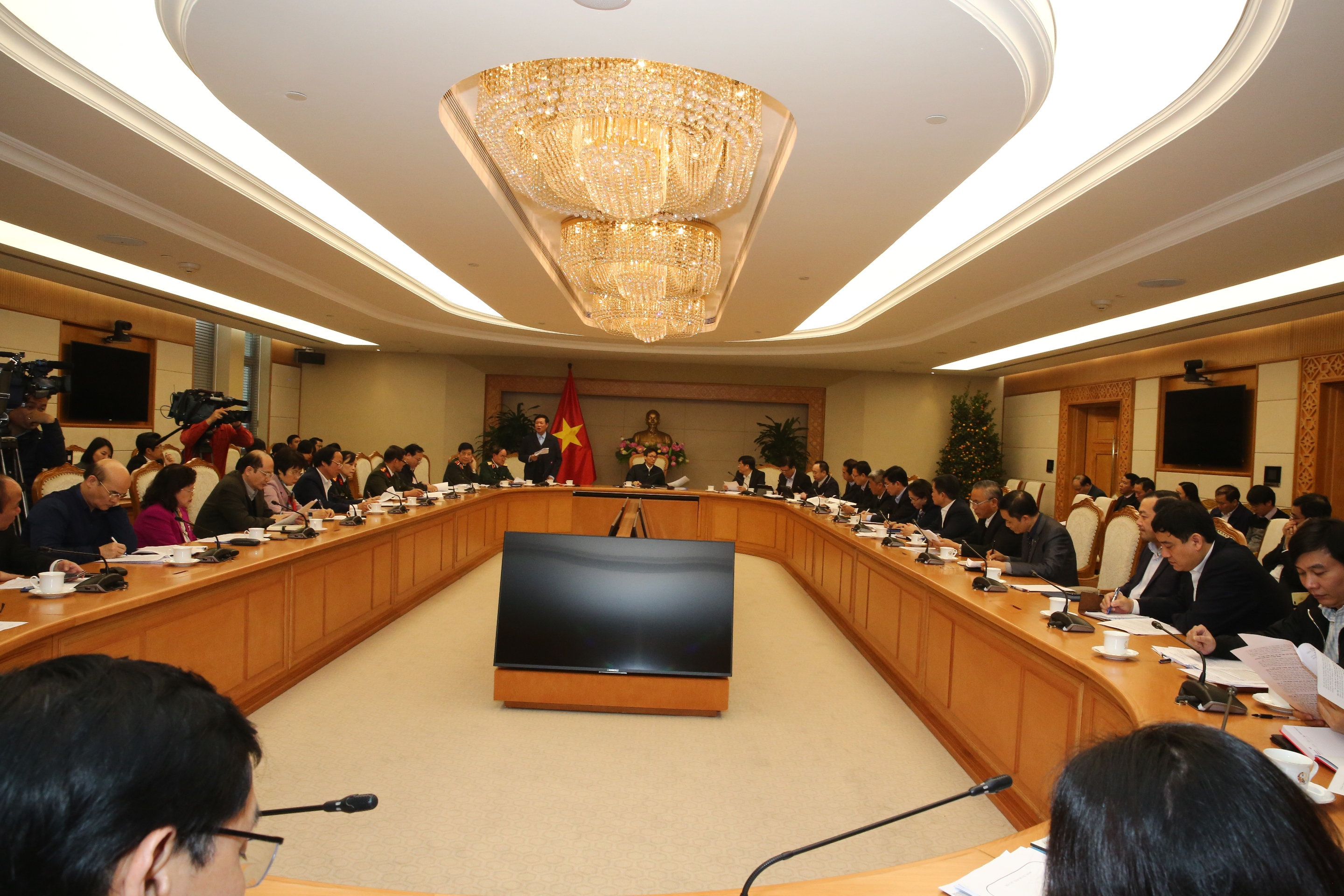 chong giac ncov trach nhiem lon nhat la cua cap uy va chinh quyen dia phuong