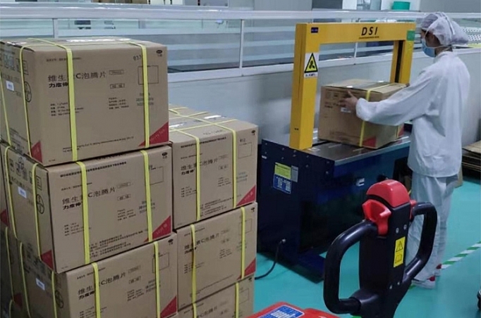 bayer vien tro thuoc va ho tro tai chinh voi tong tri gia khoang 15 trieu eur