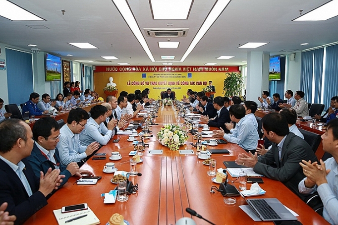 BSR công bố và trao quyết định về công tác cán bộ bsr cong bo va trao quyet dinh ve cong tac can bo