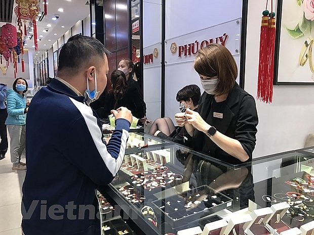 quay dau truot giam thuong hieu vang sjc lui ve nguong 442 trieu dong