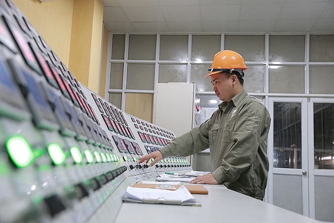 cong ty cp bong den phich nuoc rang dong cai thien nang suat lao dong nho lean six sigma