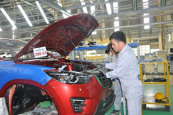 Công ty Cổ phần ôtô Trường Hải: Đầu tư mạnh cho khoa học và công nghệ cong ty co phan oto truong hai dau tu manh cho khoa hoc va cong nghe