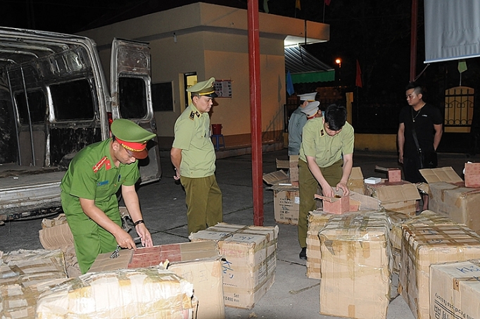 Chống buôn lậu: Không có vùng cấm chong buon lau khong co vung cam
