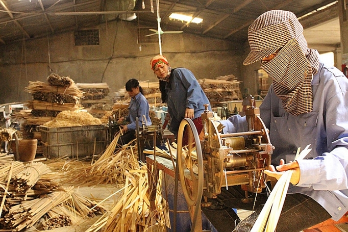 nghe an tro suc cho co so cong nghiep nong thon