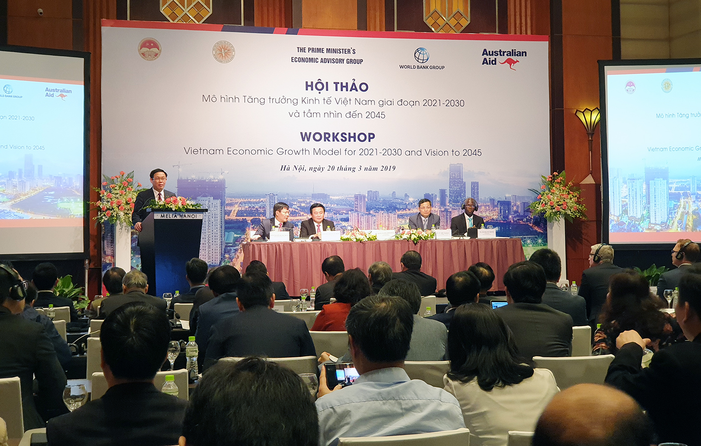 di tim cac giai phap hinh thanh mo hinh tang truong cho viet nam