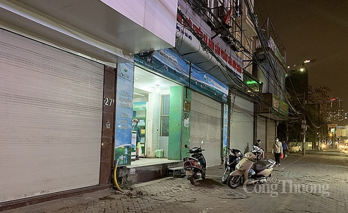 ha noi hang loat co so kinh doanh tam dung hoat dong